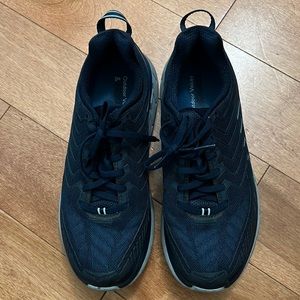 Hoka x outdoor voices